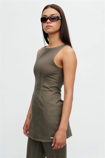 RESUMÉ, Frey dress, Mole